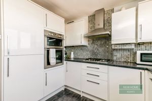 Photo 6- click for photo gallery